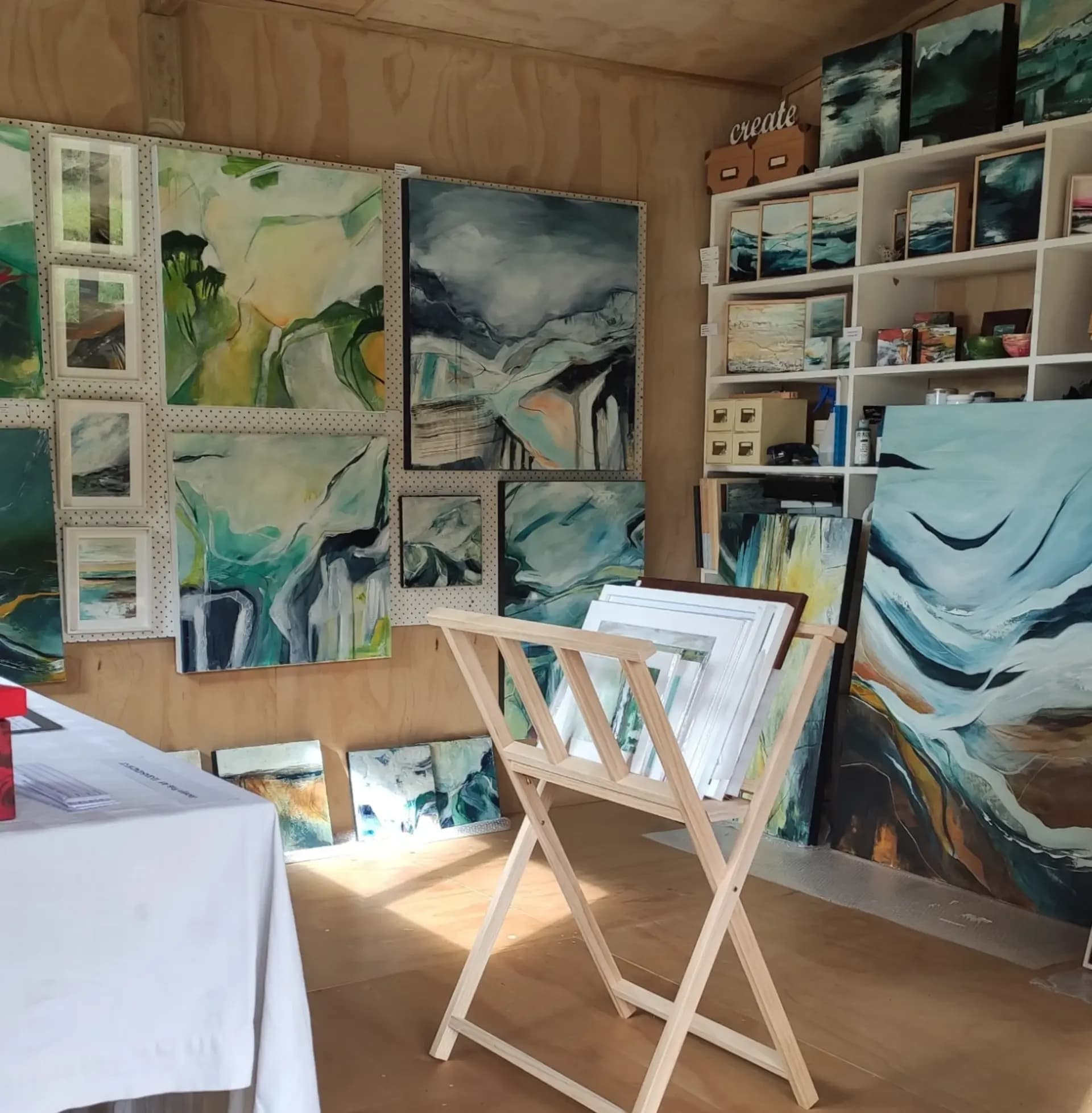 Jocelyn Friis Art Studio